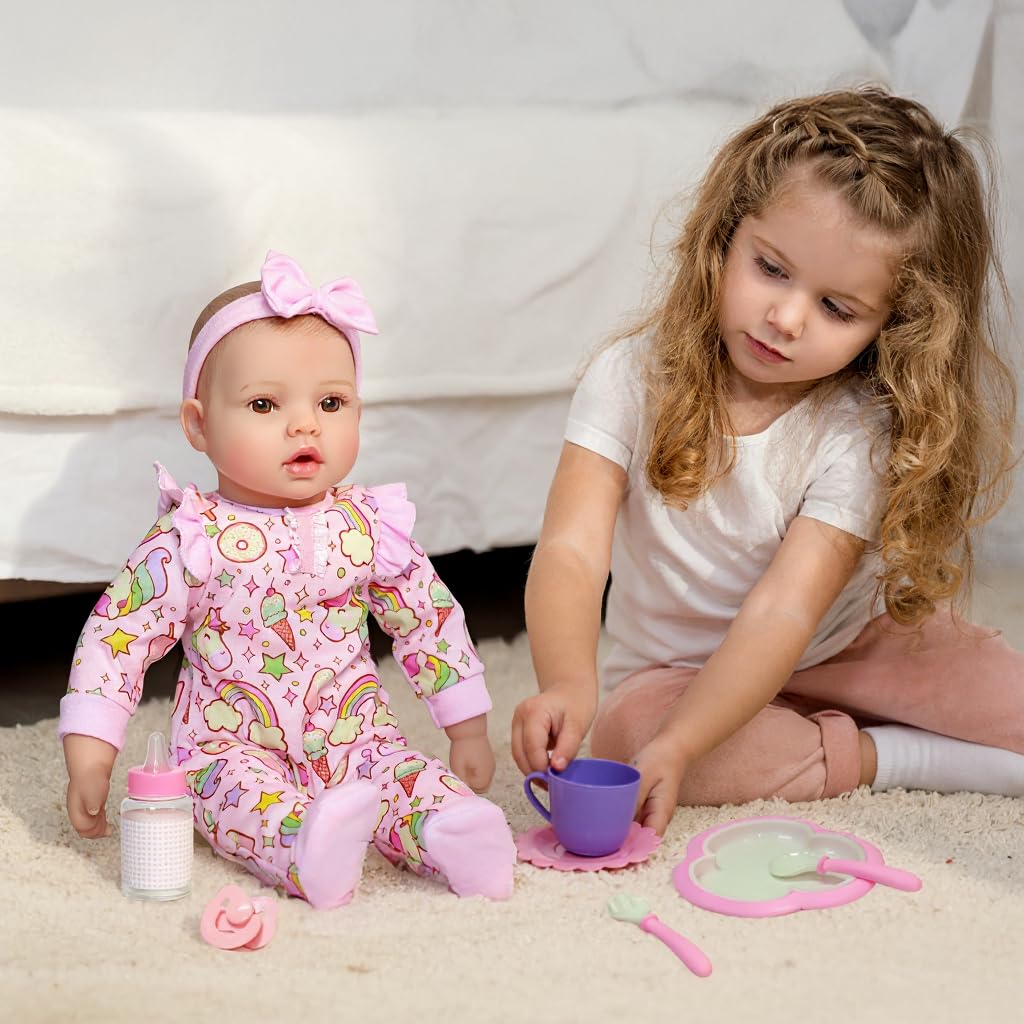 GOAROY Baby Dolls, 17 Inches Large Realistic Baby Doll with Cute Soft Body, Real Life Baby Dolls Girl, with Bottles & Pacifier, Diapers and Bibs, Gift Idea for Ages 3+