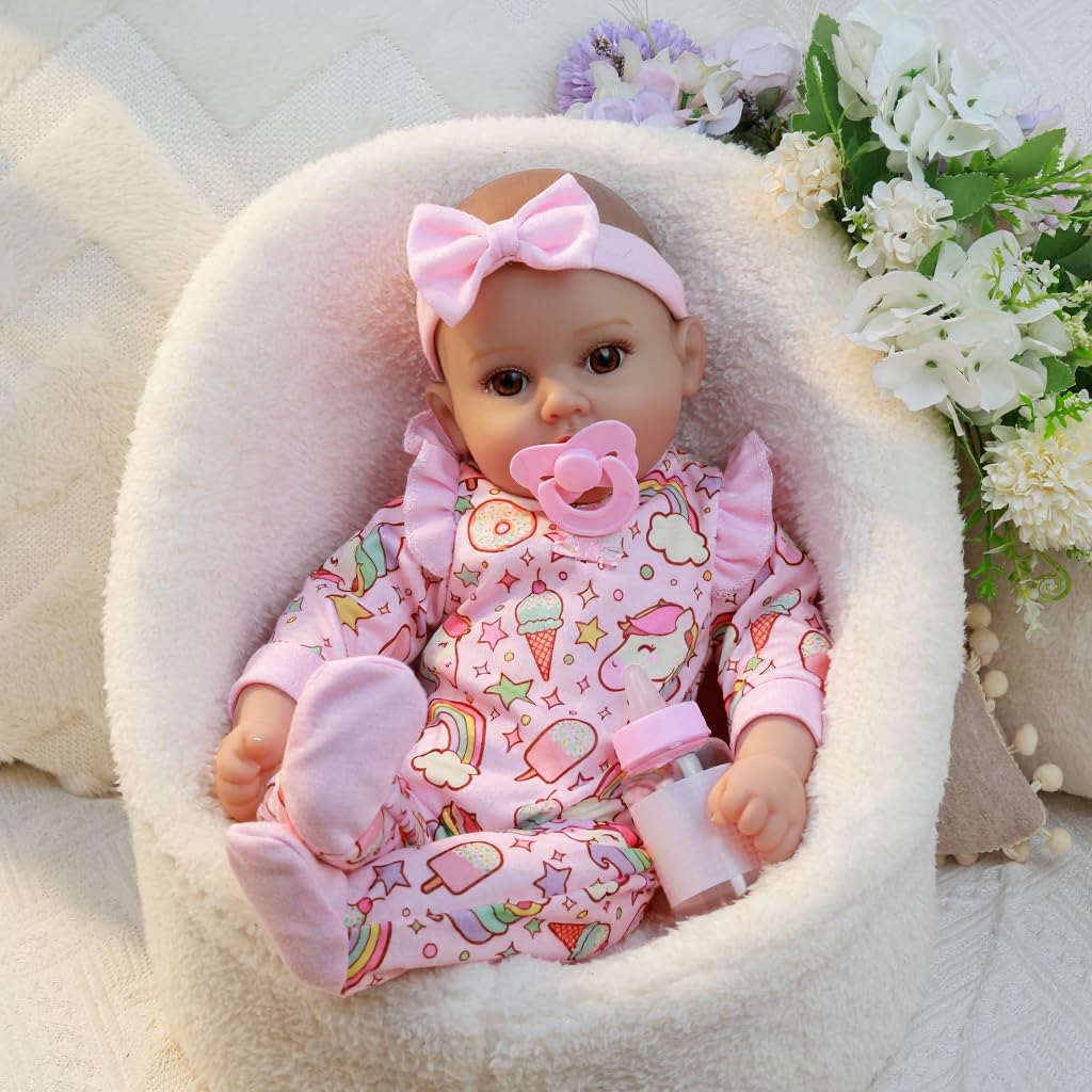GOAROY Baby Dolls, 17 Inches Large Realistic Baby Doll with Cute Soft Body, Real Life Baby Dolls Girl, with Bottles & Pacifier, Diapers and Bibs, Gift Idea for Ages 3+