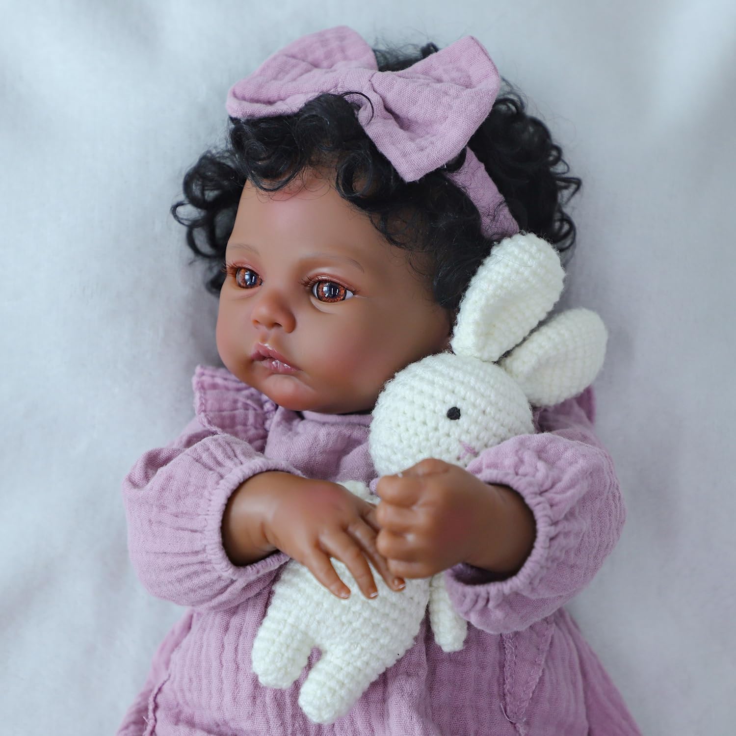 WOOROY Realistic Reborn Baby Dolls Black Girl – 18 Inch African American Newborn Doll, Lifelike Real Life Handcrafted Soft Cloth Body with Accessories Gift Set for Kids Age 3+